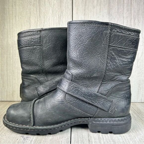 UGG Rockville II 3040 Black Leather Moto Lined Winter Buckle Boots Mens Size 8.5 - Picture 2 of 10